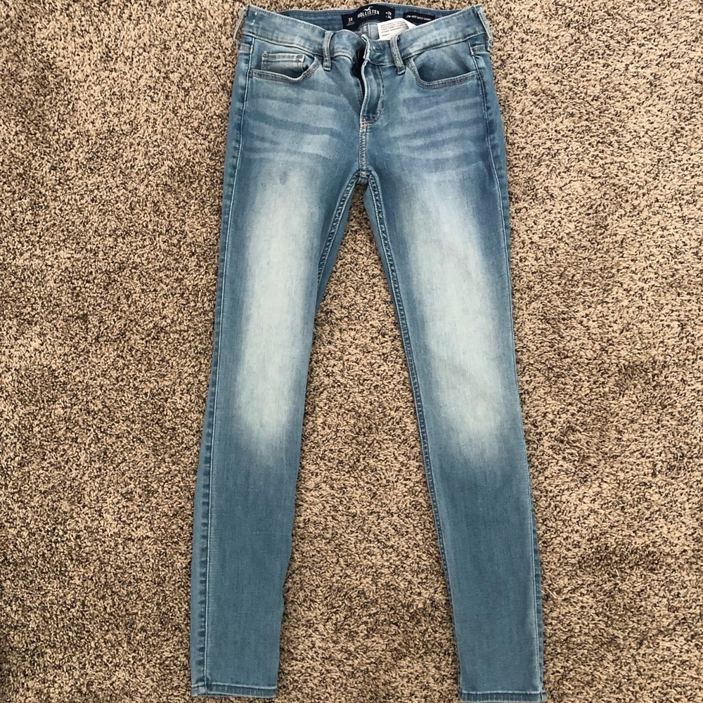 Hollister Low Rise Super Skinny Jeans